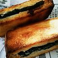ユーロン's cooksnap of when they made 香ばしい☆海苔チーズトースト.