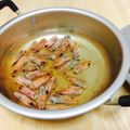 pMAOq0v0's cooksnap of when they made ボタン海老の頭を使って☆美味しい出汁.