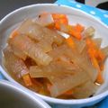 J・0505's cooksnap of when they made すき焼きのたれで★大根とにんじんの炒め煮.
