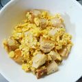 J_son's cooksnap of when they made 簡単!!厚切りベーコンとたまごの炒め物.