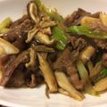 かなぴょー's cooksnap of when they made 簡単！牛肉ときのこのジンジャーソテー.