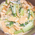 はるシェフ's cooksnap of when they made 新玉ねぎと小松菜の卵とじ.