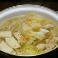 ろぜちー's cooksnap of when they made 鶏皮でもつ鍋♬もつ鍋と水炊きのWの美味さ.
