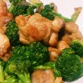 ohr1112's cooksnap of when they made 鶏肉とブロッコリーのピーナッツソース炒め.
