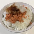 papikun's cooksnap of when they made 簡単鮭フレークと大根おろしご飯.
