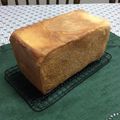 クックQFWEBG☆'s cooksnap of when they made ホームベーカリーで自家製酵母パン.