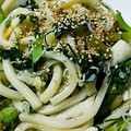 ユーロン's cooksnap of when they made しらすとほうれん草のバター焼きうどん♡.