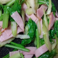 ふぁんたにゃん's cooksnap of when they made ちゃちゃっと簡単♪豆苗とセロリの炒め物.