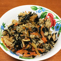 たいちょこママ's cooksnap of when they made 甘い☆懐かしのひじきと鶏の炊き込みご飯.