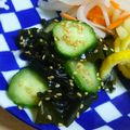 ほのけんmama's cooksnap of when they made すし酢+酢醤油♥きゅうりとワカメの酢の物.