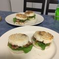 begoodgirl's cooksnap of when they made 甘辛豚の生姜焼き入り＊簡単ライスバーガー.