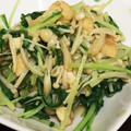 みゆるんるん's cooksnap of when they made 油揚げと水菜のあっさり炒め.