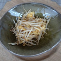 melmarilyn's cooksnap of when they made 節約♡もやしと卵のマヨ柚子胡椒炒め.