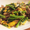 marimakko's cooksnap of when they made 簡単☆春菊と豚肉の卵とじ.