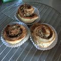 lovekyom's cooksnap of when they made HBで簡単*ナッツごろごろシナモンロール.