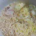 かぷちいの's cooksnap of when they made あの味か？マル○○ラーメン風味で乾麺消費.