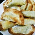 mamajiro's cooksnap of when they made 簡単！揚げずにヘルシー餃子ピザ♡.