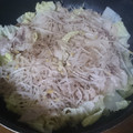 クックIXD98V☆'s cooksnap of when they made 白菜ともやしと豚肉の蒸し煮.