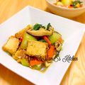 YUH♡ママ's cooksnap of when they made チンゲン菜と厚揚げのオイスター丼♡.