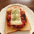 haturi's cooksnap of when they made 余ったサルサソースで～サルサピザ.