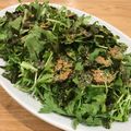 kimisaraz's cooksnap of when they made 豆苗と春菊のすりごまジュワっとサラダ.