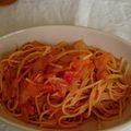 クズっち's cooksnap of when they made ベーコンと白菜のトマトソースパスタ.