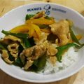 ☆toshimin☆'s cooksnap of when they made 和風チンジャオロース風丼.