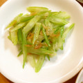 ゆすひと's cooksnap of when they made 簡単にもう1品！！セロリとエビの中華炒め.