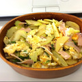 caruga's cooksnap of when they made セロリとハムの炒め物.