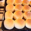 ＠LECHE's cooksnap of when they made 全粒粉入り☆ふわふわちぎりパン.