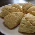 くまかえるくん's cooksnap of when they made 生クリームだけで簡単スコーン♪.