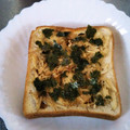 ちきakki's cooksnap of when they made えのきの醤油バター焼きをトーストで♡.