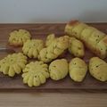 makikost's cooksnap of when they made 野菜ジュースでお花パン♪.
