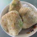 kimi1127's cooksnap of when they made 我が家のおむすび⑨アボカドおかか醤油♪.