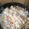 ☆Qro☆'s cooksnap of when they made ひと手間で大満足✨鮭と舞茸の炊き込みご飯.