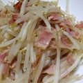 まぶたん's cooksnap of when they made もやしとベーコンの塩こしょう炒め.