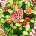 なるちゃんん's cooksnap of when they made クリスマスにも♪リース風サラダ.