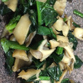 えんそく's cooksnap of when they made ほうれん草と舞茸◎鶏ガラ炒め.