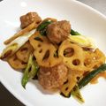 chocoraママ's cooksnap of when they made 簡単だよ！蓮根と肉団子の照り焼き.