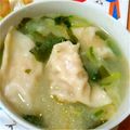 もともととが's cooksnap of when they made 簡単☆1人ランチ☆冷凍餃子スープ.