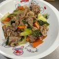 ミアンミアン's cooksnap of when they made 焼肉のタレで簡単！豚こまと小松菜の卵炒め.
