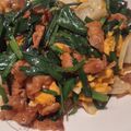 ５６５６３'s cooksnap of when they made ニラ玉豚キャベツのスタミナ炒め.