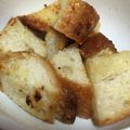 anemonenan's cooksnap of when they made かたくなったバケットで❤︎おつまみラスク.