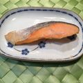 ㌧㌧ナデナデ's cooksnap of when they made 簡単すぎる焼き鮭◎.