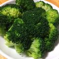 ㌧㌧ナデナデ's cooksnap of when they made ブロッコリーのにんにく茹で.