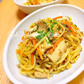 YUH♡ママ's cooksnap of when they made えのきエリンギひき肉♡パスタ風焼きそば.