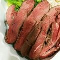 ゆかりんご１２'s cooksnap of when they made 炊飯器で簡単！絶品ローストビーフ.