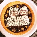 招き猫だいすき＊＊'s cooksnap of when they made キャラチョコプレート（スターウォーズ）.