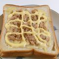 sy1's cooksnap of when they made 簡単♪ ツナマヨチーズの絶品トースト☆.