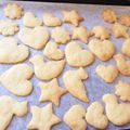 Ayano˙ᵕ˙⑅'s cooksnap of when they made 簡単 激ウマクッキー♡.
